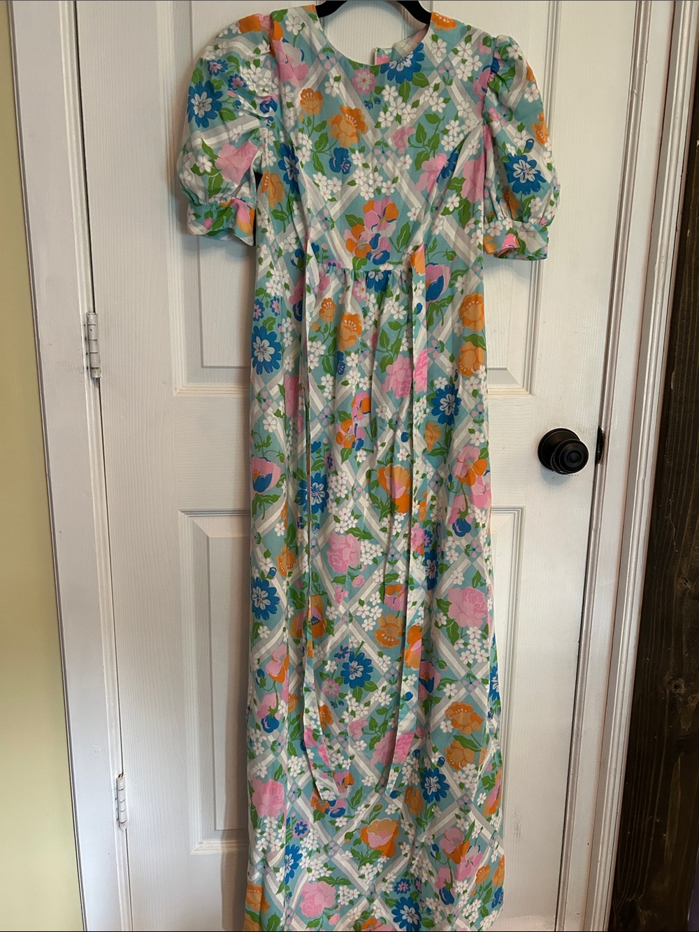 Vintage 70s handmade Dress with Puff Sleeves - Pastel Bouquet